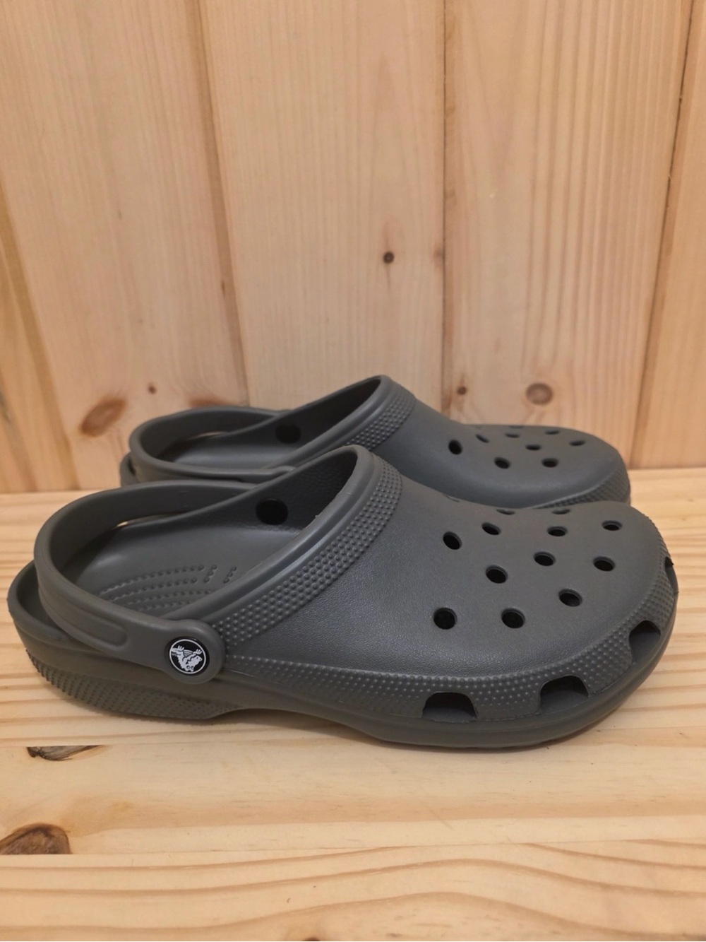 Crocs Classic Clog Mens 10/Womens 12 Dark Green NWOT
